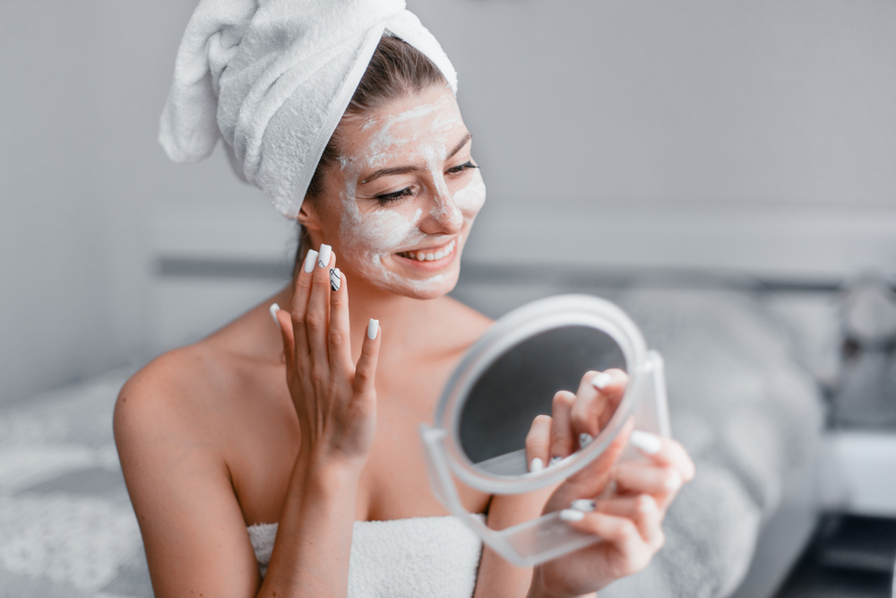 Personalized skincare routines can help fight acne and breakouts and provide you with healthier skin.